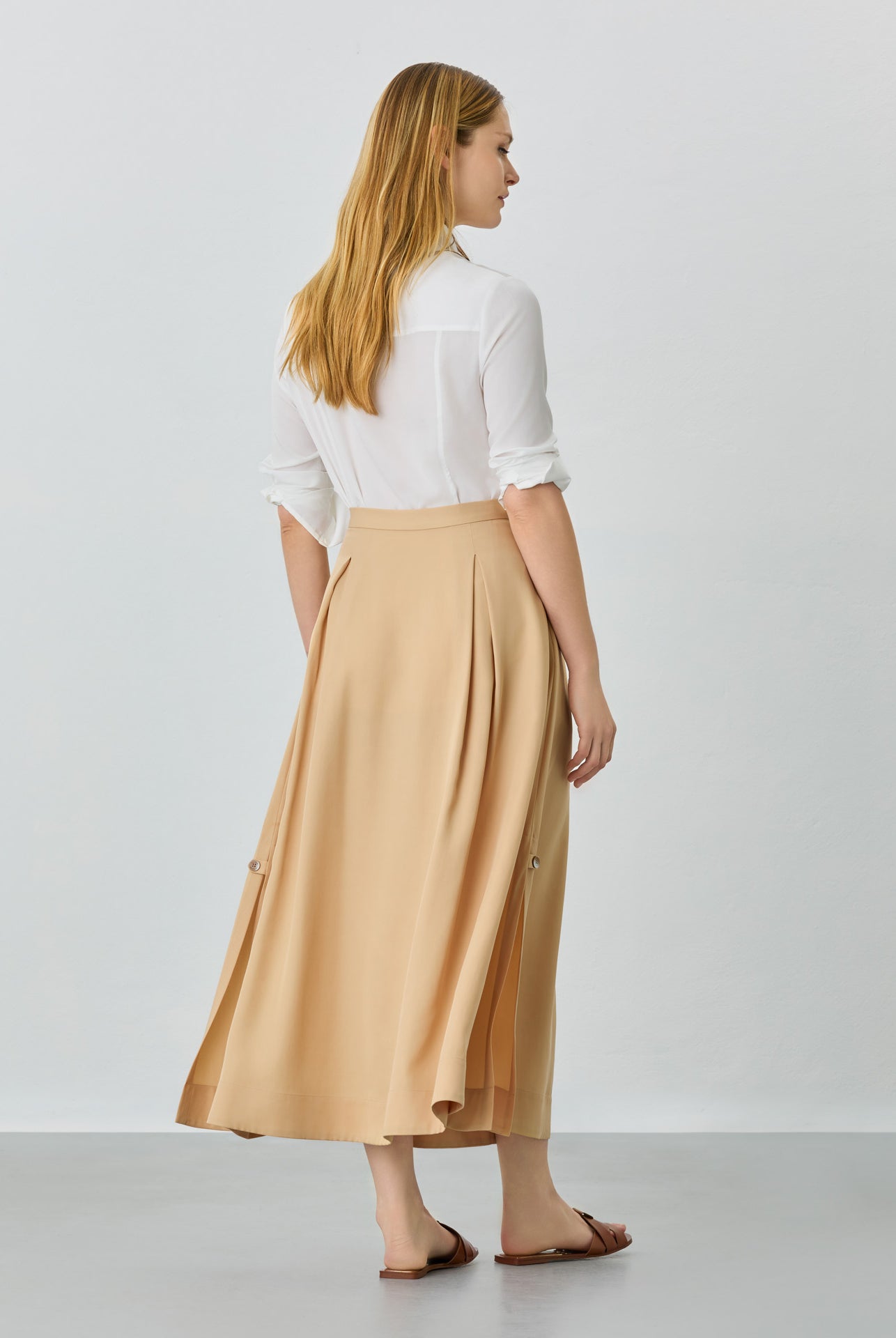 Light Beige