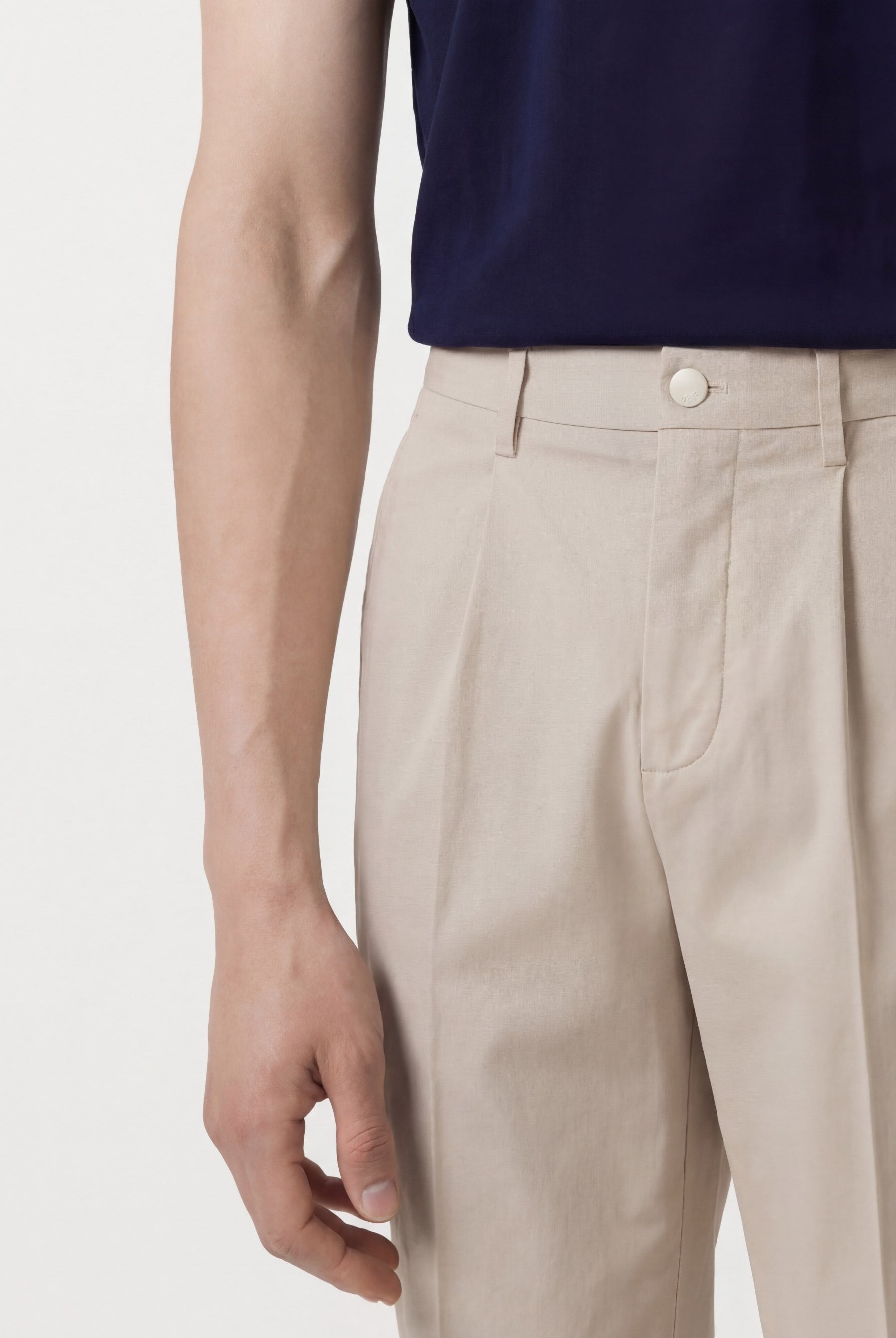 Light Brown (AI)
