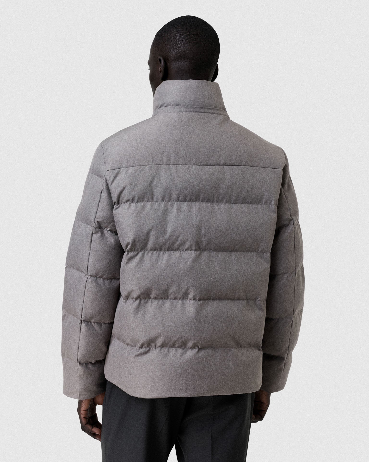Medium Grey (AI)