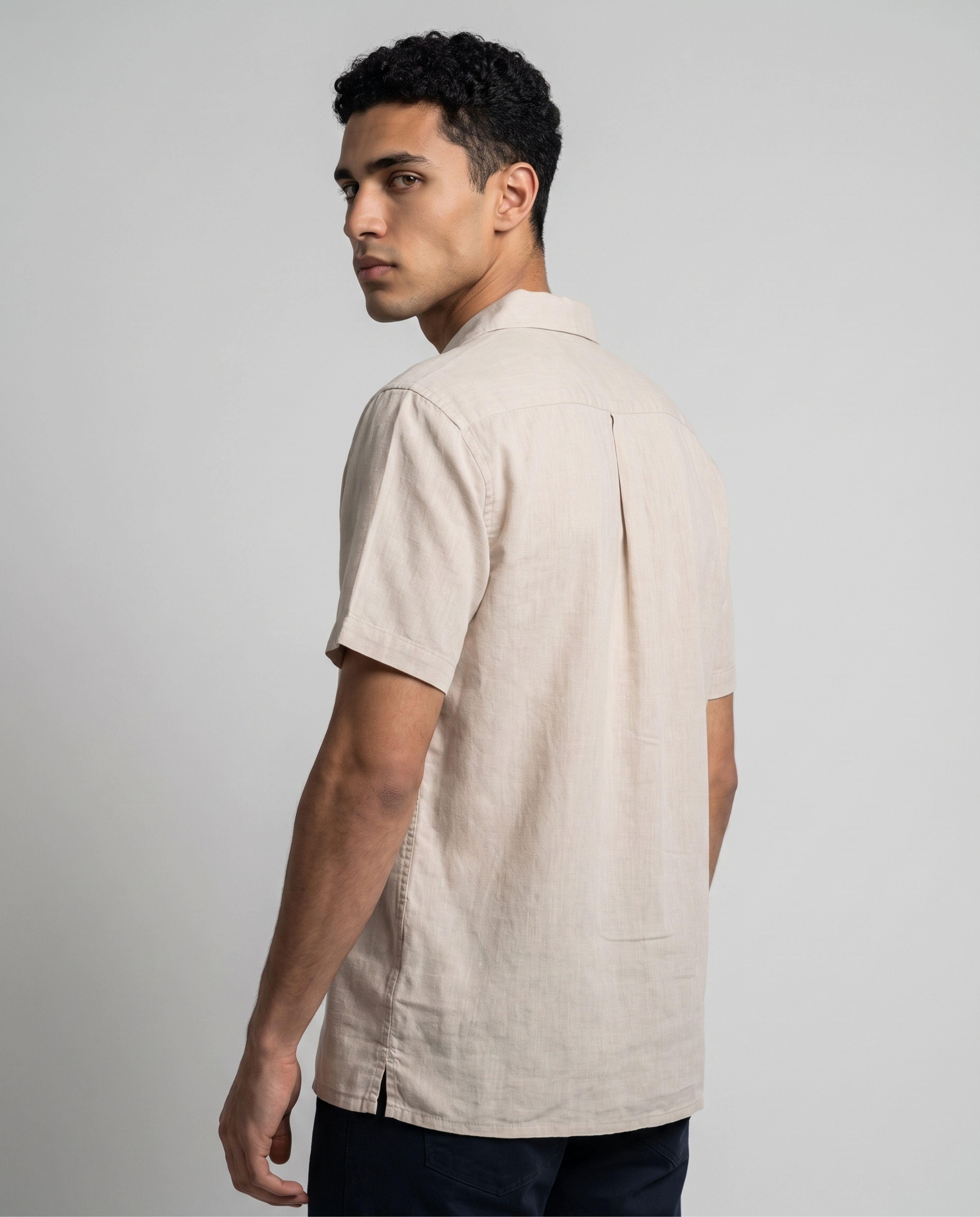 Light Beige (AI)