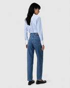 Medium Blue (AI)