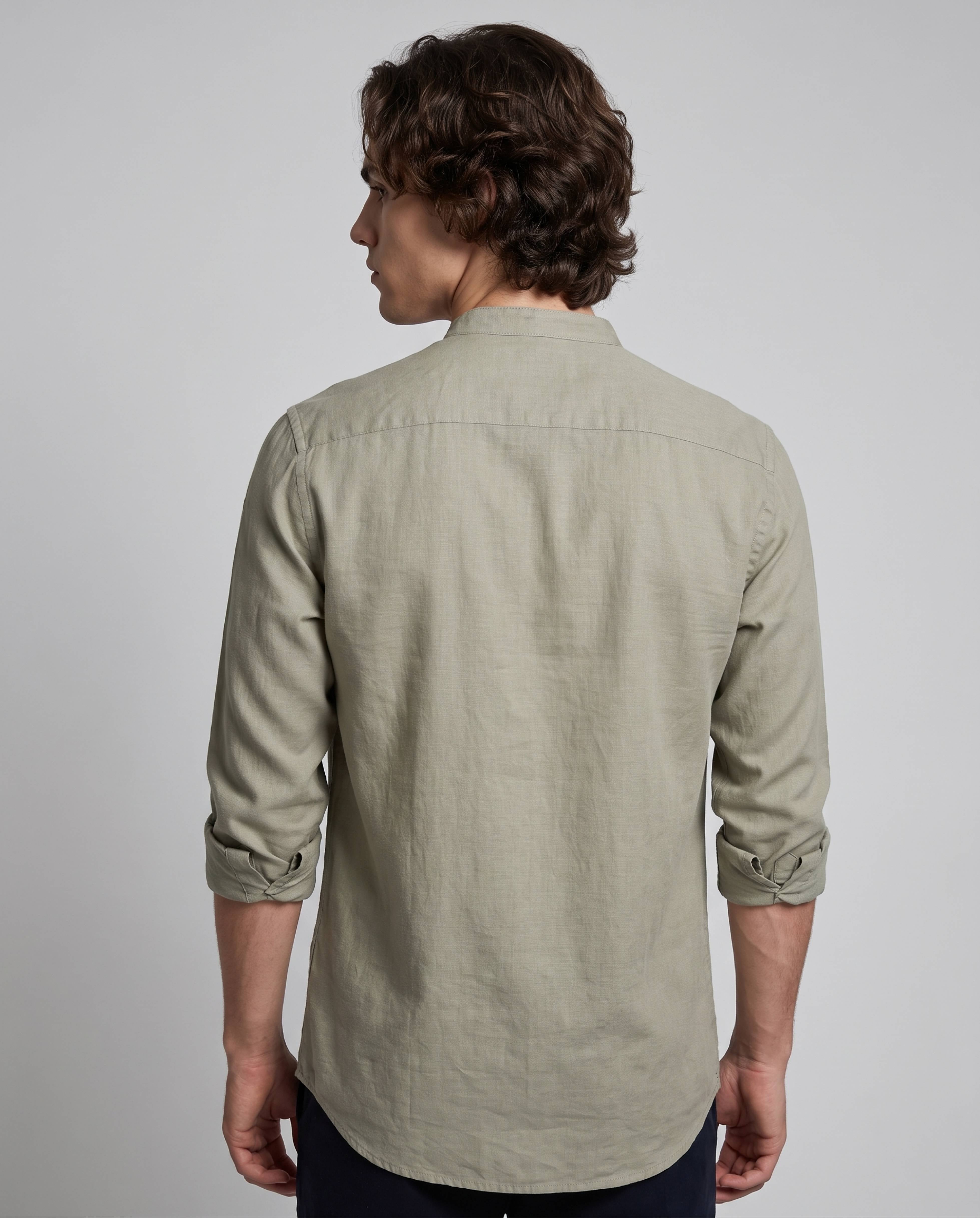 Light Khaki (AI)