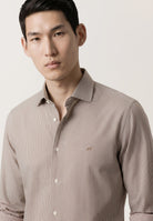 Light Brown (AI)