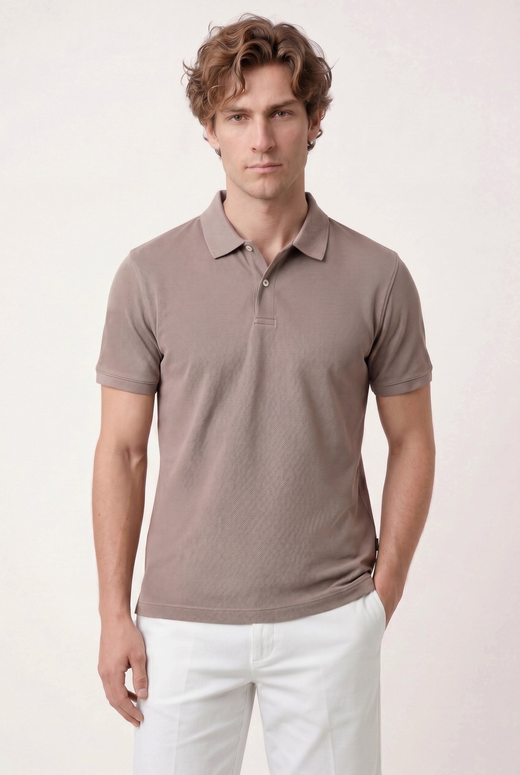 Light Brown (AI)