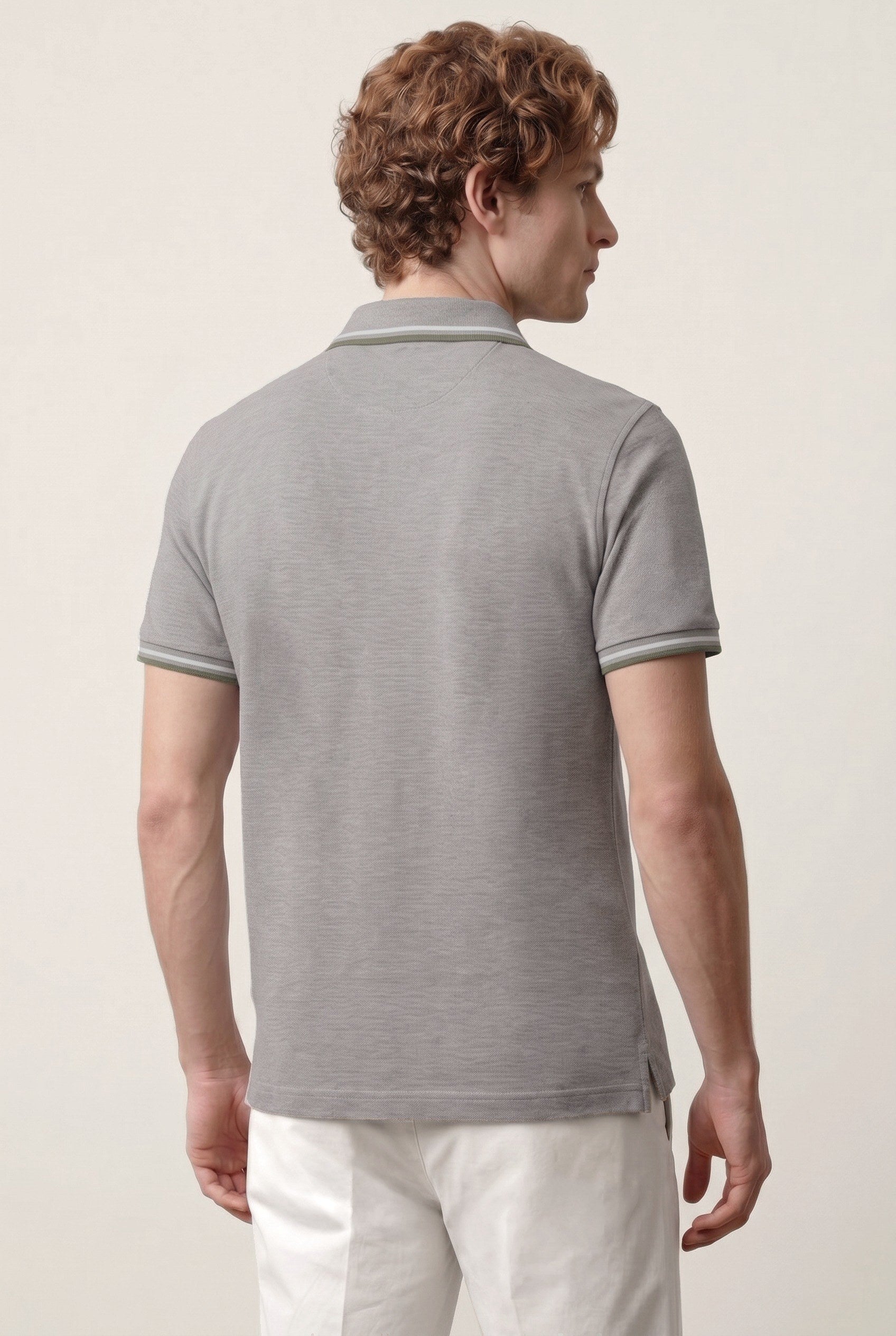 Mix Grey (AI)